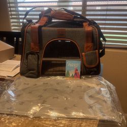 Purrpy(Brand) Pet Carrier.