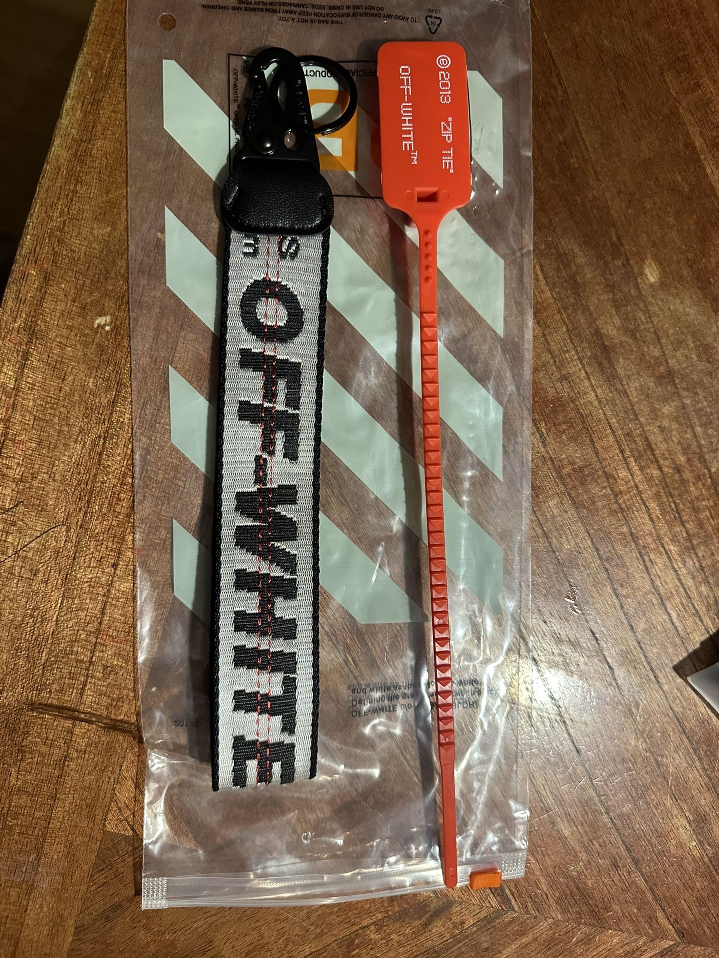 Off White Keychain 