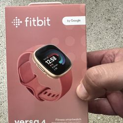 Fitbit Versa 4