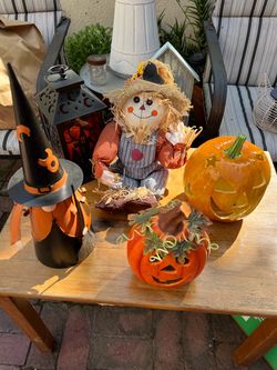 5 pieces Halloween decors