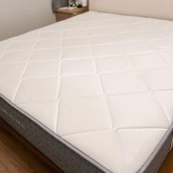 Puffy Cloud King Mattress 