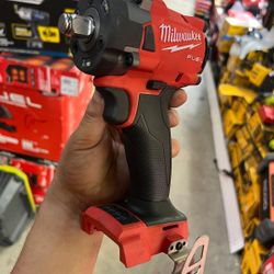 MILWAUKEE M18 CORDLESS IMPACT WRENCH 1/2" IN. FUEL BRUSHLESS $179