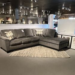 2pc Sectional 