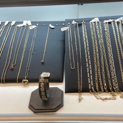 Nice Bracelets And Chains! Come See Me