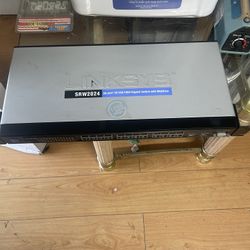 Linksys Srw2024 24 Port 1000 Gb Switch With Web View