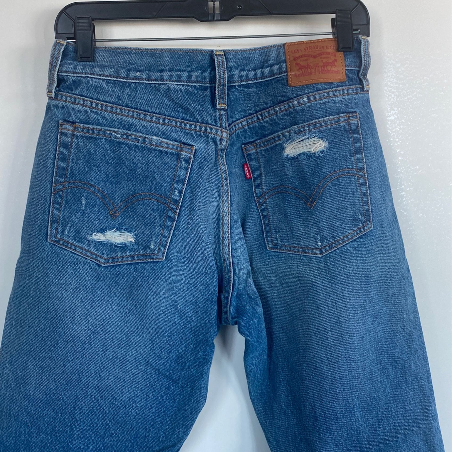 Levi Cropped Jeans