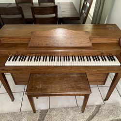 PIANO FREE