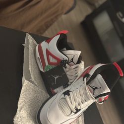 Jordan 4 “Red Cement” – Brand New – Size 11