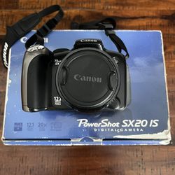 Canon Powershot SX20IS 2.5” LCD 12.1 MP 