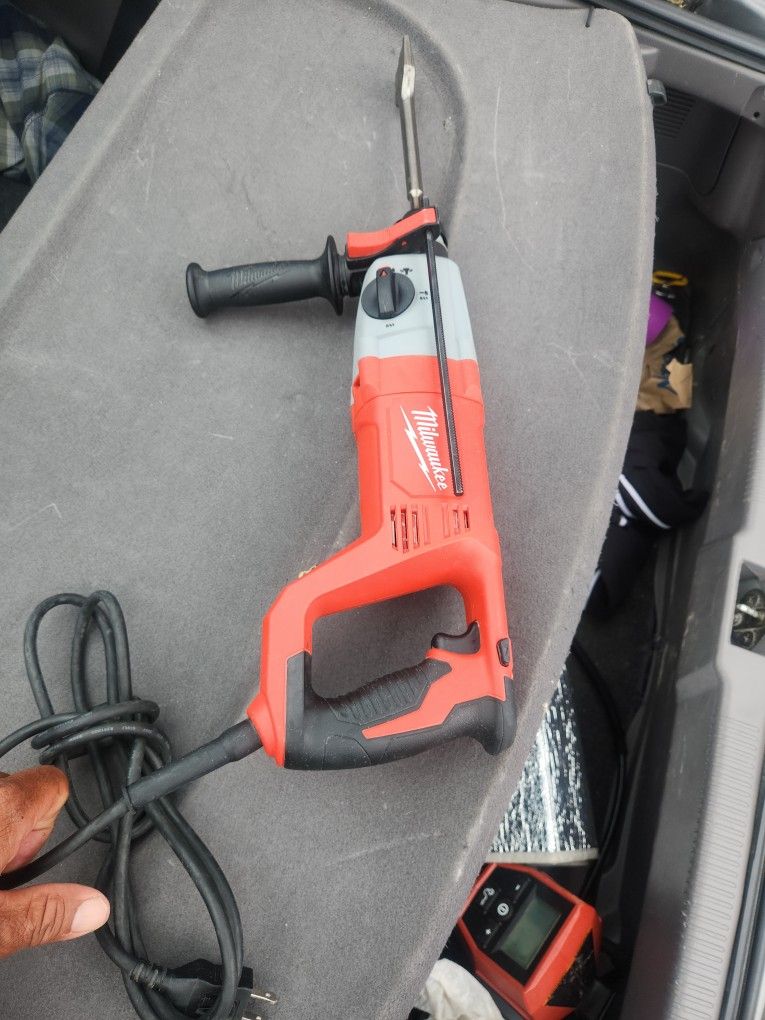 Milwaukee Sds Plus Rotary Hammer