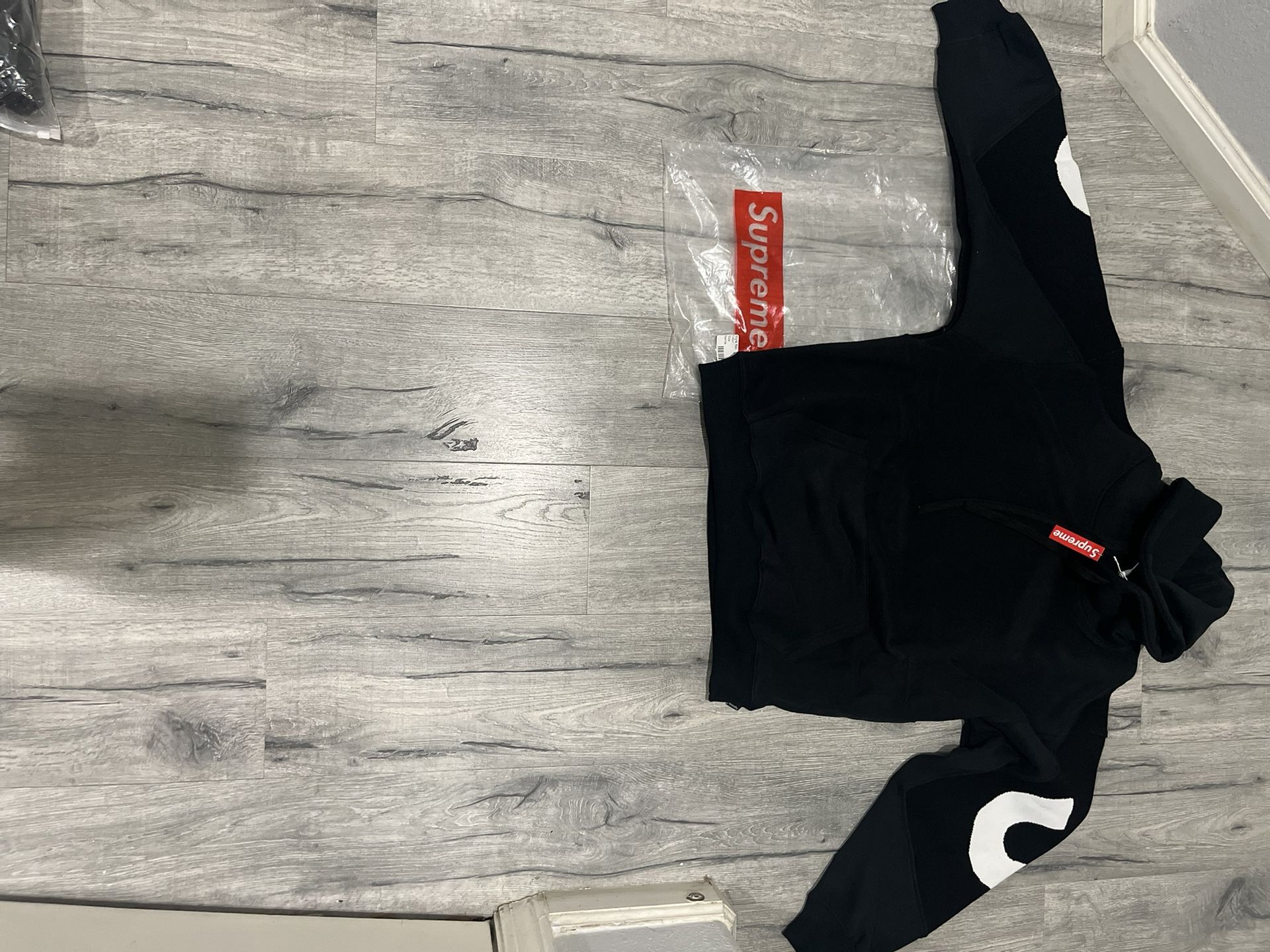 Black Supreme Hoodie