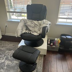 Massage Chair w/ Leg Rest
