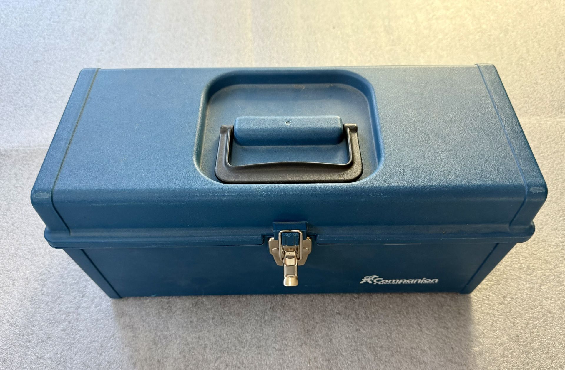 Sears Companion M-8536 Blue Plastic Hand Tool / Craft Box.