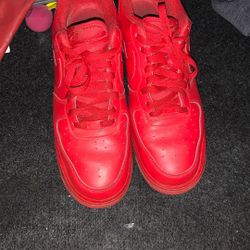 Red Nike Air Force 1