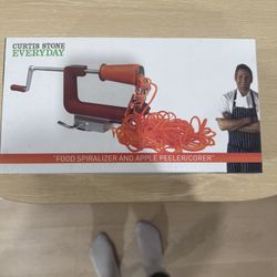 Curtis Stone Spiralizer + Apple Peeler — Great Condition!