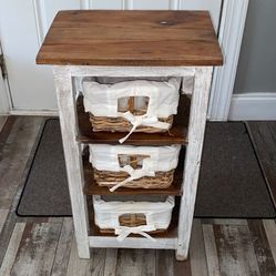 Farmhouse End Table