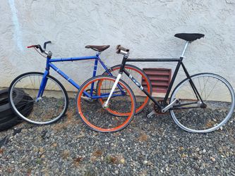 Fixed gear bikes