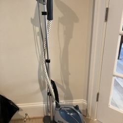 Shark Clothing Fabric Steamer $70
