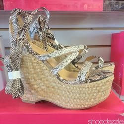 Faux Snake Skin Strappy Wrap Around Sandals 9.5