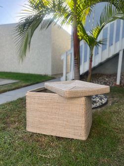 Beautiful Large Wicker Basket with Lid