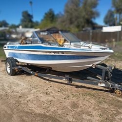 Trailer is $350 obo in Hemet
 BOAT IS FREE with trailer 
Boat has motor and propeller 
As is no paperwork 

Glastron powerboat
CF 9678 JS
Galaxie powe