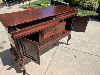 Side board cabinet