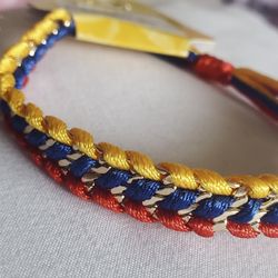 originally colombian thread bracelet 