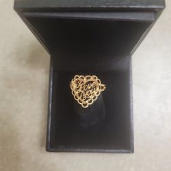 14 K Gold Ring.  Weight Is 2.8 Grams 