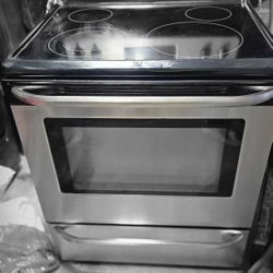 Barely Used Frigidaire Range