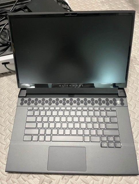 ALIENWARE GAMING LAPTOP