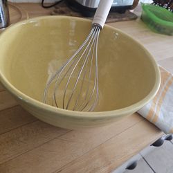 Magnolia balloon  whisk