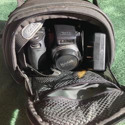 Kodak Easyshare Z7590 and accessories 
