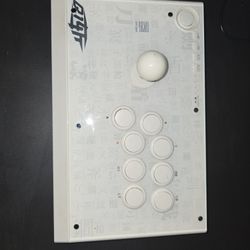 Q1 Arcade Style USB Controller