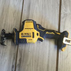 DEWALT ATOMIC 20V MAX Cordless Brushless Compact Reciprocating Saw (Tool Only)