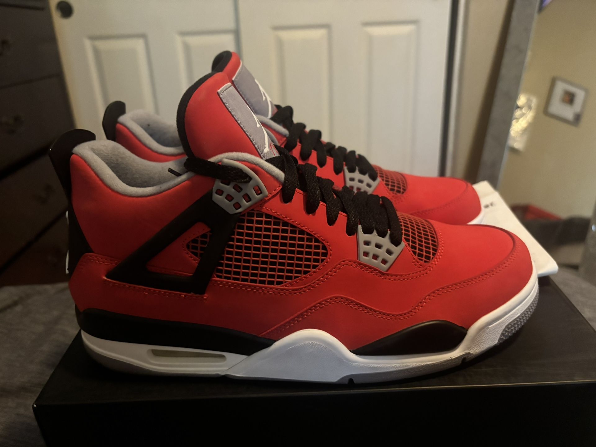 jordan 4's