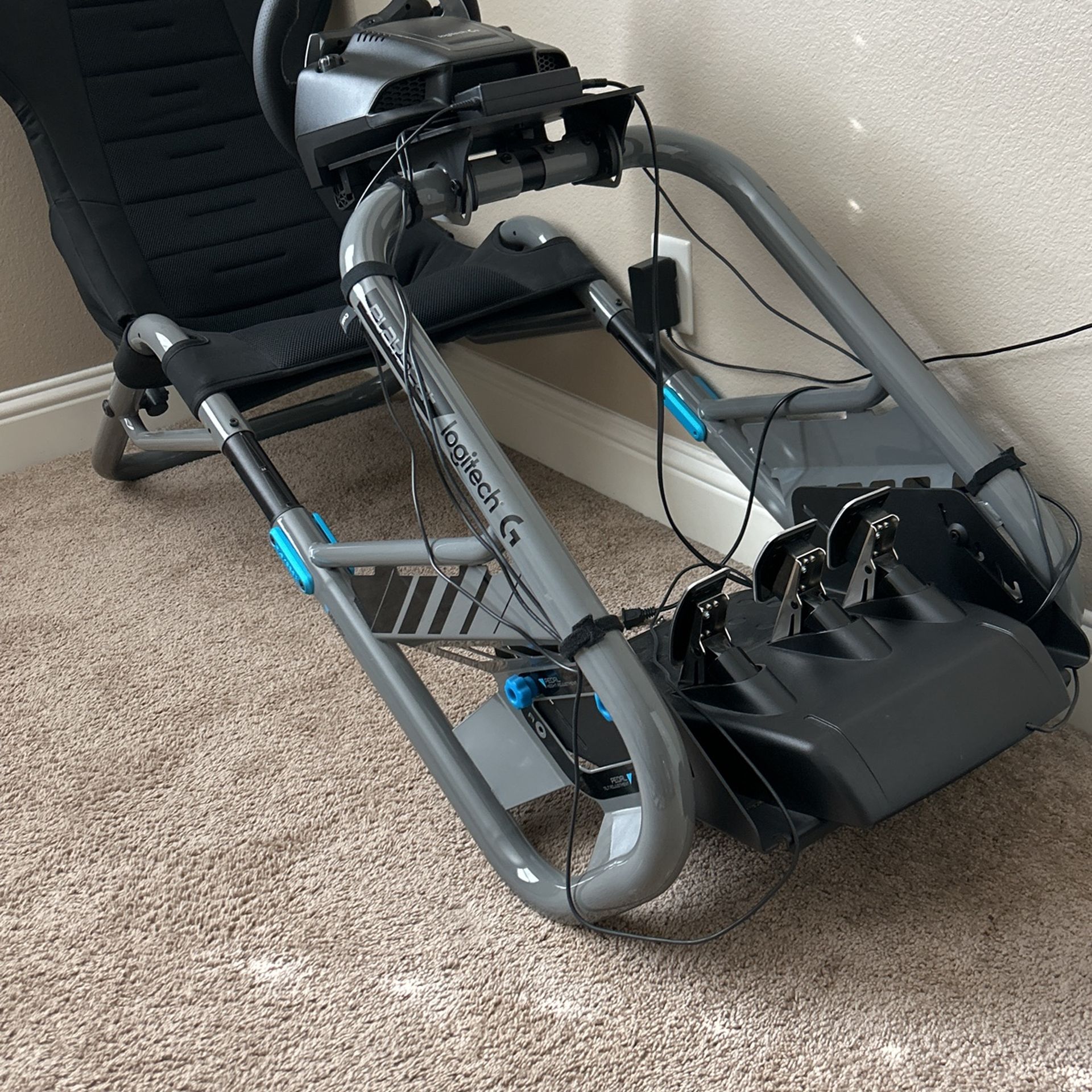 Logitech driving SIM Rig for Sale in Visalia, CA - OfferUp