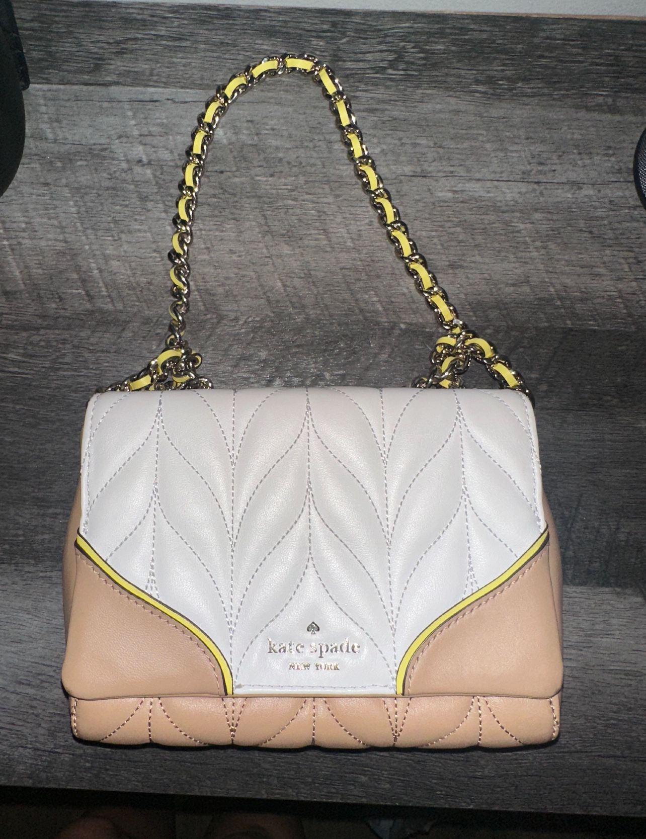 未使用　限定　関西万博サウジアラビア館JAZEAN 陶器コップ4個セッ 未使用 限定 関西万博サウジアラビア館JAZEAN 陶器コップ4個セッ