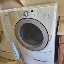 Whirlpool Duet Electric Dryer Works Great