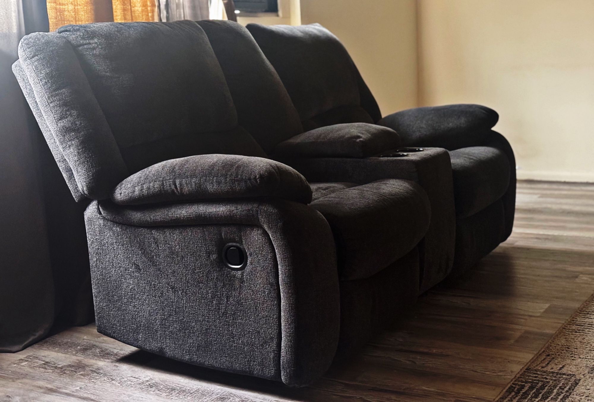 Reclining Loveseat Sofa – Great Condition!