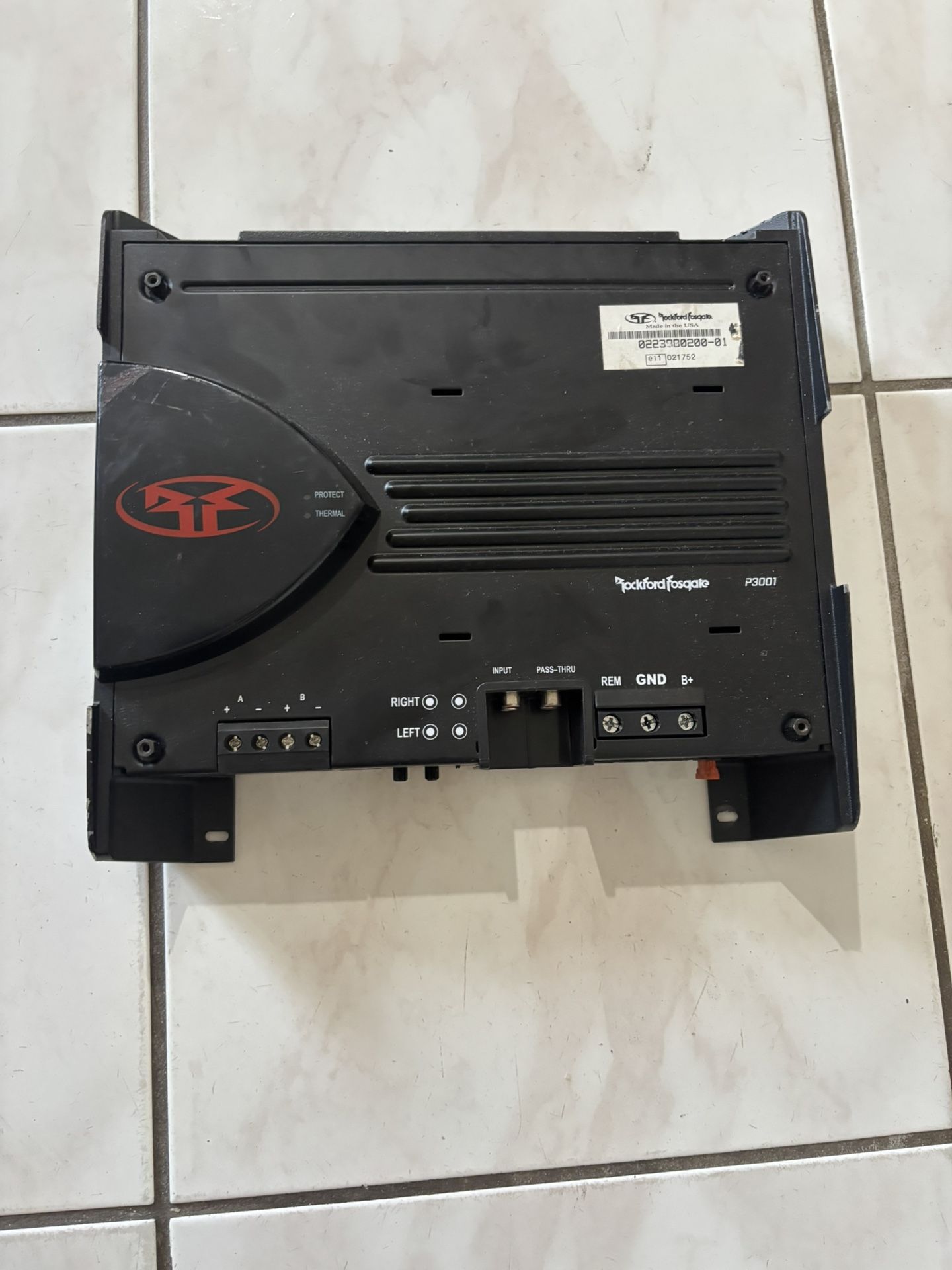 Rockford Fosgate Punch P3001 Car Audio Mono Subwoofer Amplifier Good Condition