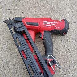 Milwaukee Nail Gun