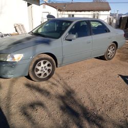 2000 Toyota Camry
