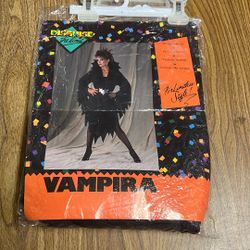 Woman’s Halloween Vampire Costume 