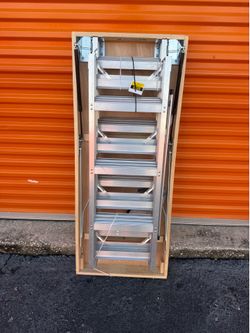 Werner Aluminum Folding Attic Ladder 8-ft to 10-ft (Rough Opening, 22.5-in x 54-in) with 375-lb Capacity