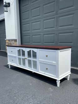 BRAND NEW 62” White Farmhouse TV Stand | Vintage Charm
