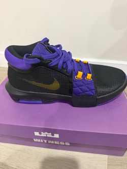 Nike LeBron witness 8 “ lakers”
