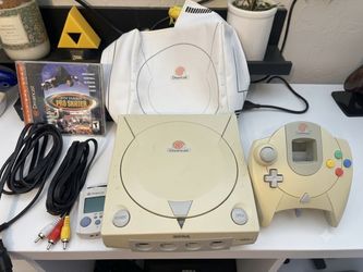 Sega Dreamcast Console Starter Bundle + VMU, Dust Cover & Tony Hawk CIB!