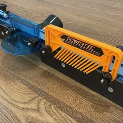 Powertec  Deluxe Router Table fence system 