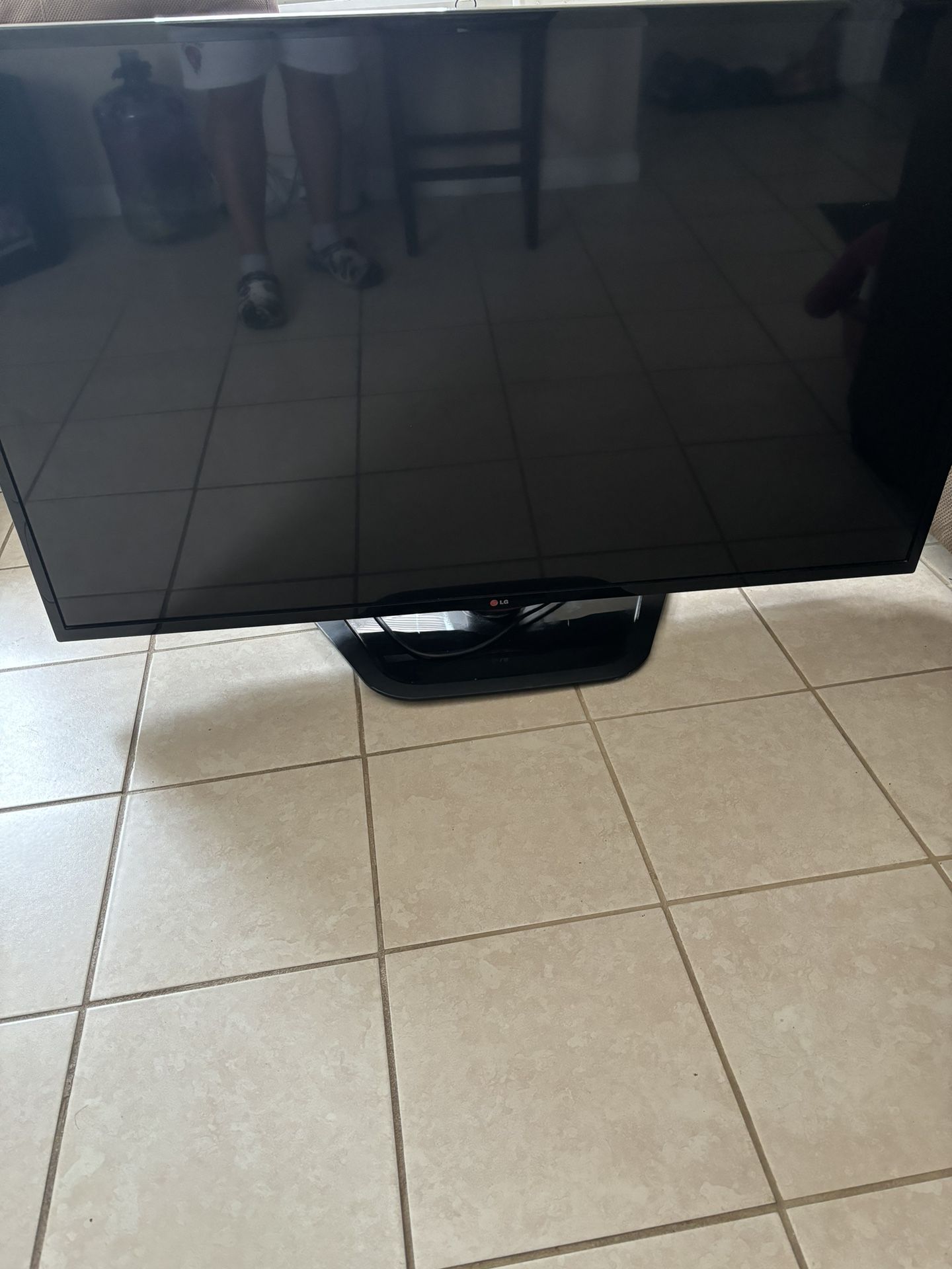 55 Inch LG TV