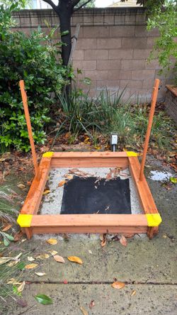 Sandbox like new with canopy